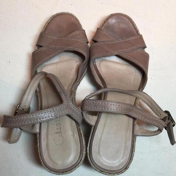 🍁Calzature shoes sz 7 tan leather with multi color wedge heel - Picture 4 of 7